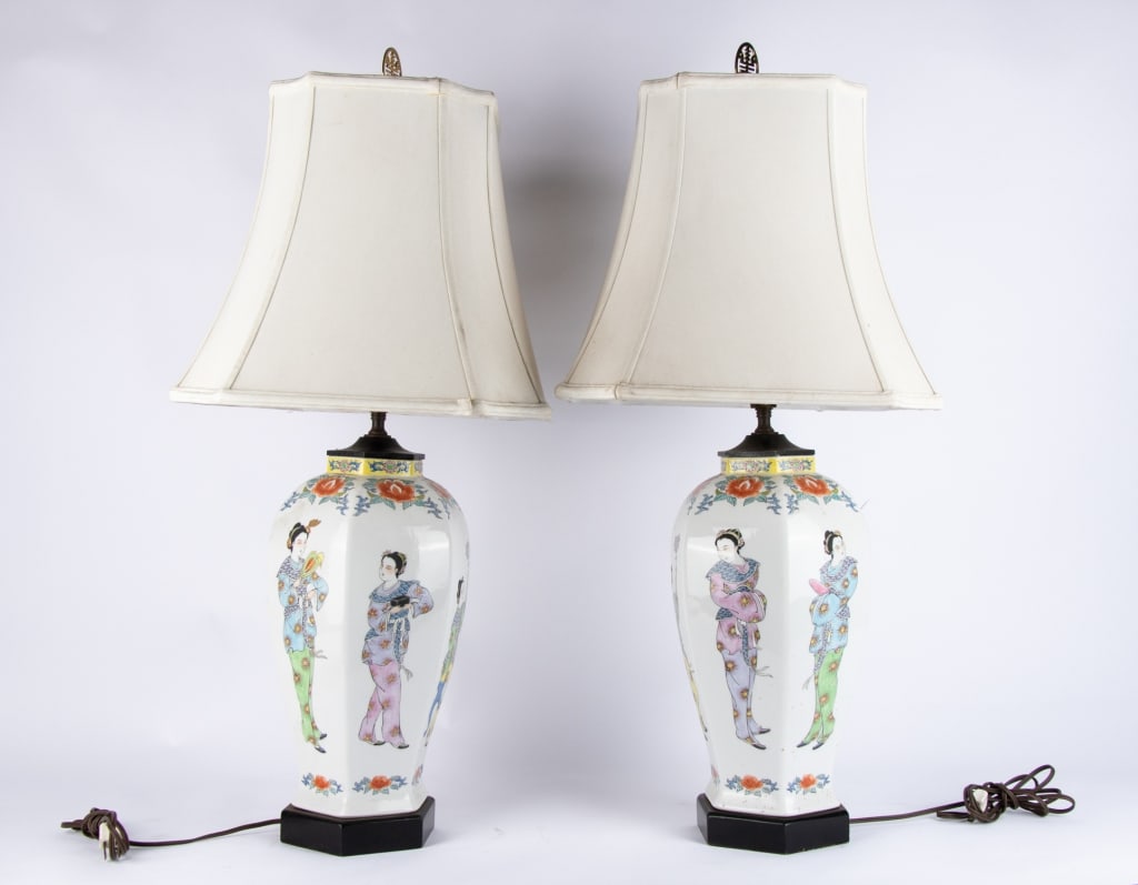 PAIR OF CHINESE PORCELAIN VASES MOUNTED AS LAMPS - 2