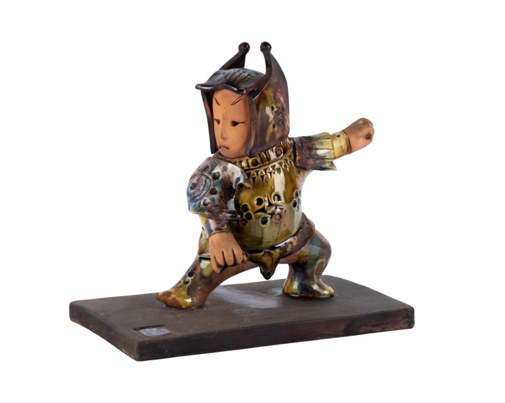 ITALIAN FABBRINI CERAMIC FIGURINE: Italian Fabbrini ceramic figurine. Approximate dimensions: h. 7.5", w. 8", d. 5" Disclaimer: Participating bidders must have a credit card on file with LiveAuctioneers in order for their bidding regis