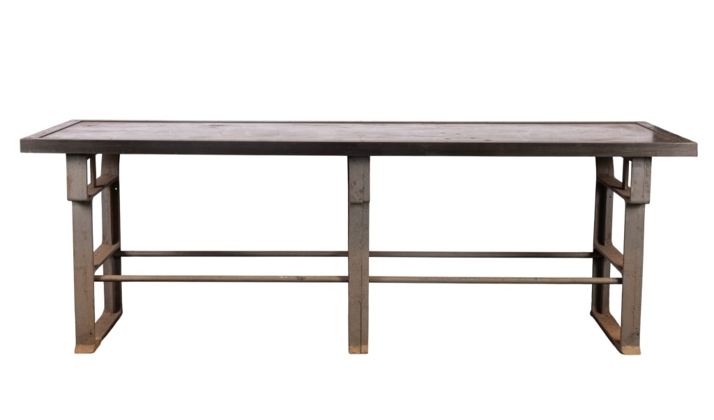 INDUSTRIAL METAL TABLE (1 of 5)