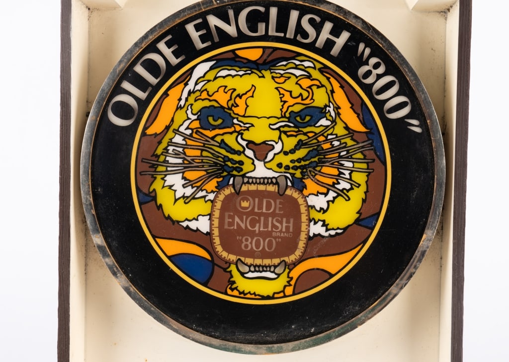 OLDE ENGLISH 800 SIGN - 2