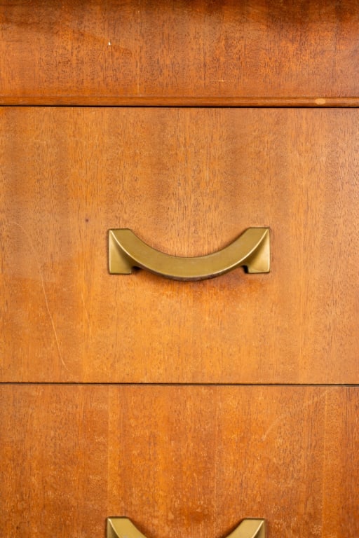 AMERICAN LATE ART DECO WATERFALL DRESSER - 5