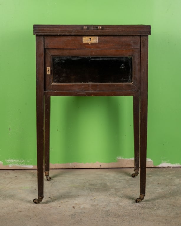 EARLY 20TH CENTURY AMERICAN BAR CABINET - 5