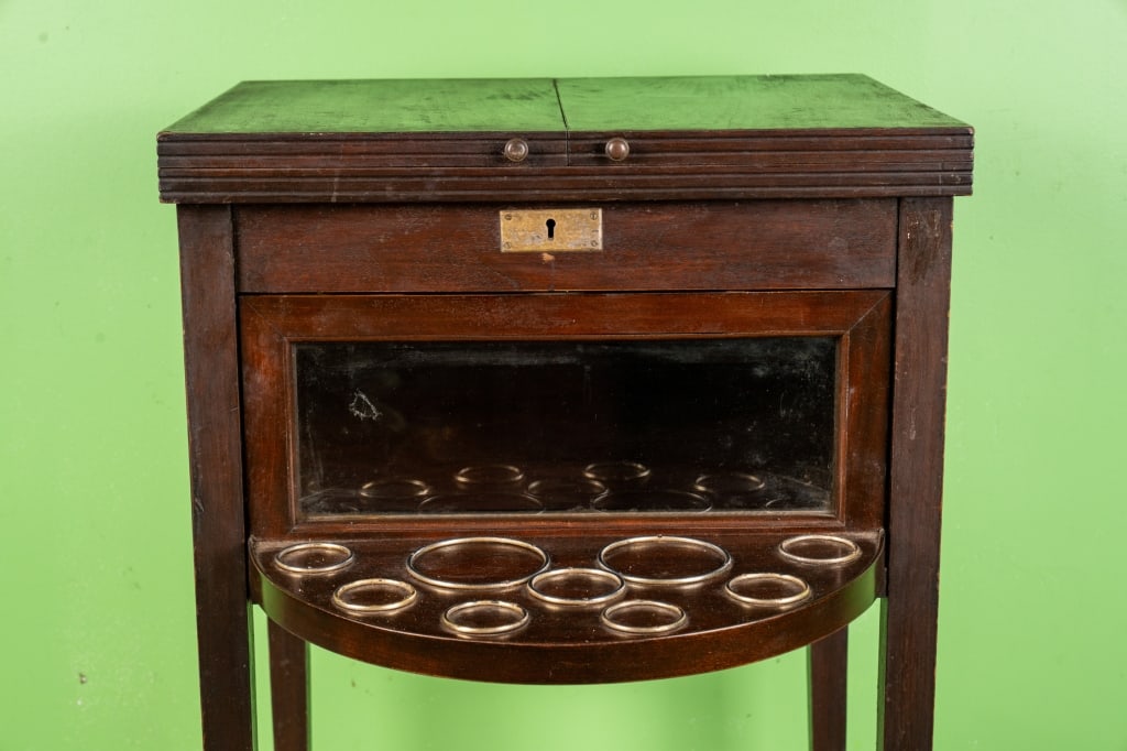 EARLY 20TH CENTURY AMERICAN BAR CABINET - 7