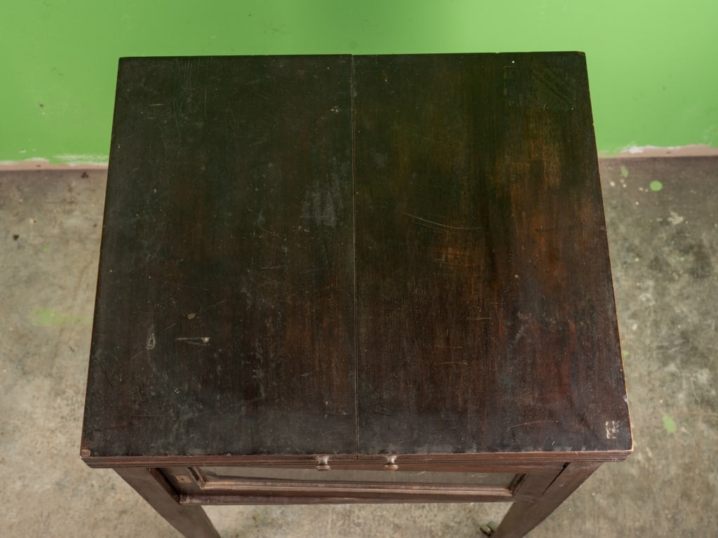 EARLY 20TH CENTURY AMERICAN BAR CABINET - 8
