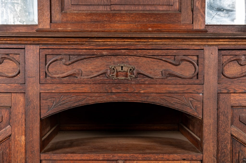 ART NOUVEAU BREAKFRONT CABINET - 8