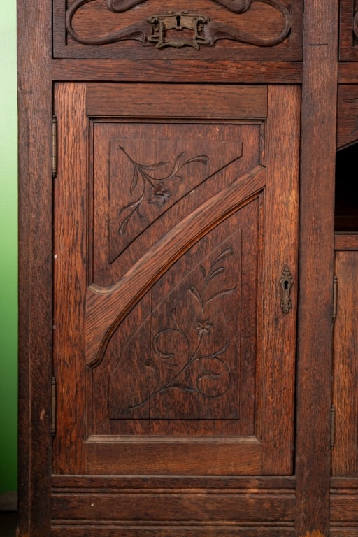 ART NOUVEAU BREAKFRONT CABINET - 9