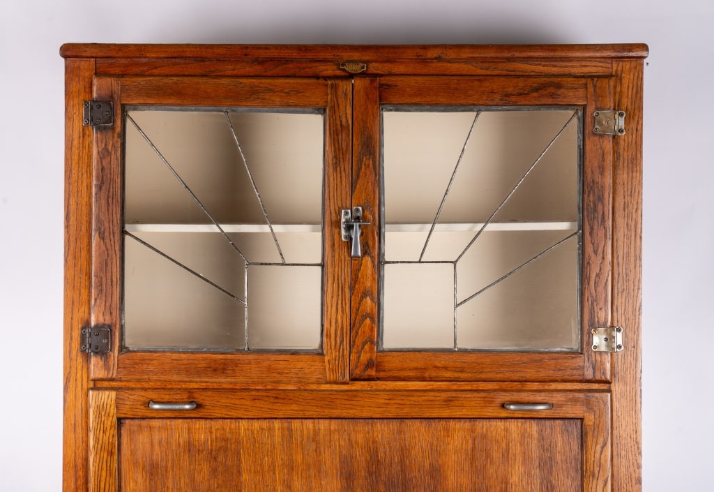 ARTS & CRAFTS NUERA CUPBOARD CABINET - 2