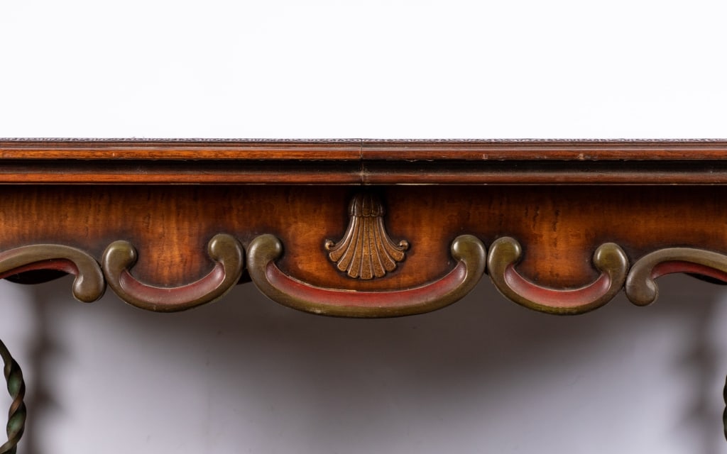 RENAISSANCE STYLE DINING TABLE - 3