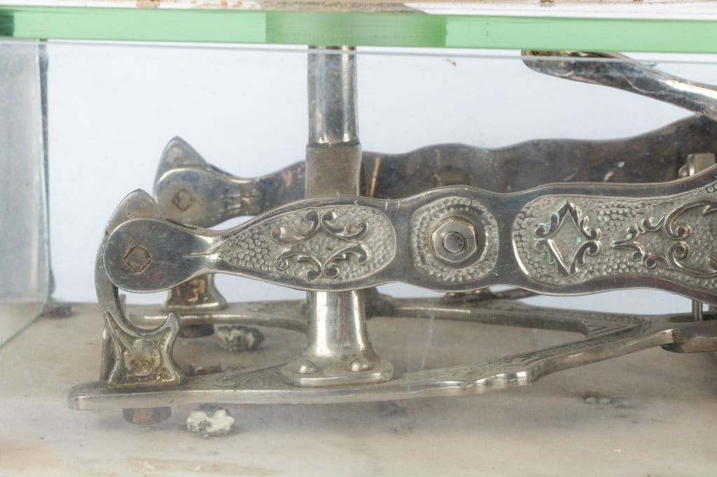 EARLY 20TH CENTURY ARGENTINIAN BALANCE SCALE - 6
