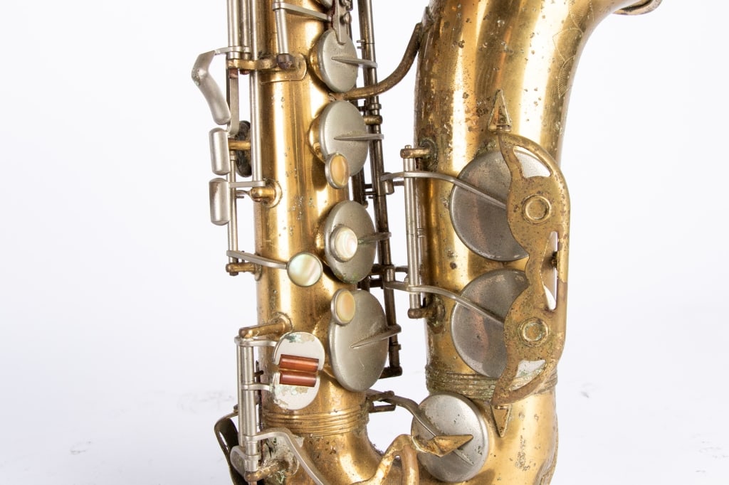 TWO VINTAGE BRASS SAXOPHONES - 4