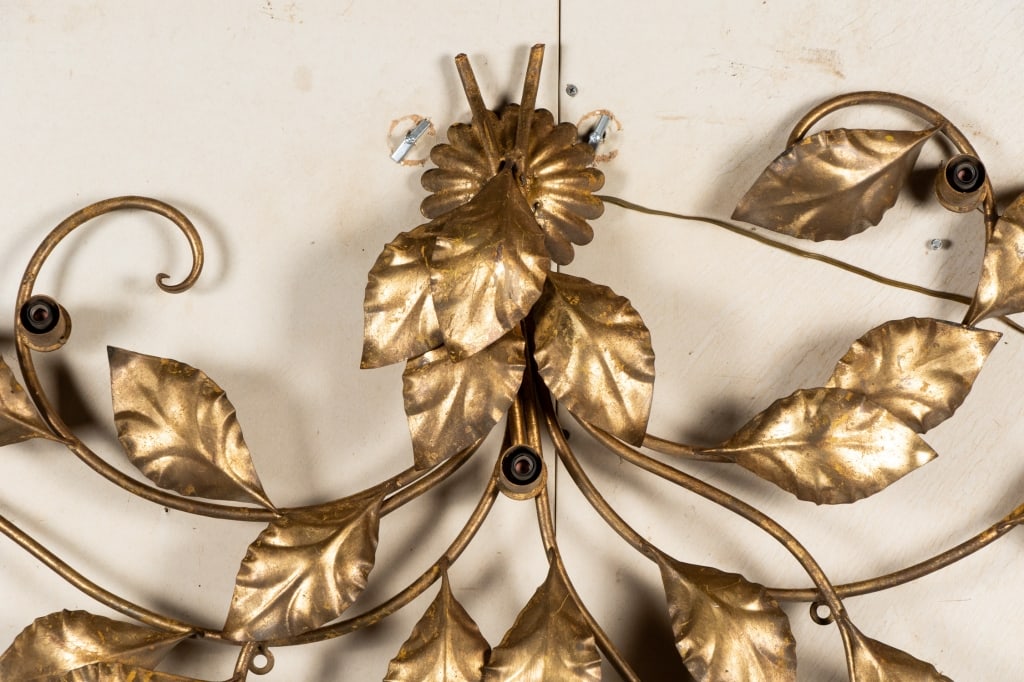 LARGE ITALIAN TOLE WALL LIGHT FIXTURE - 3