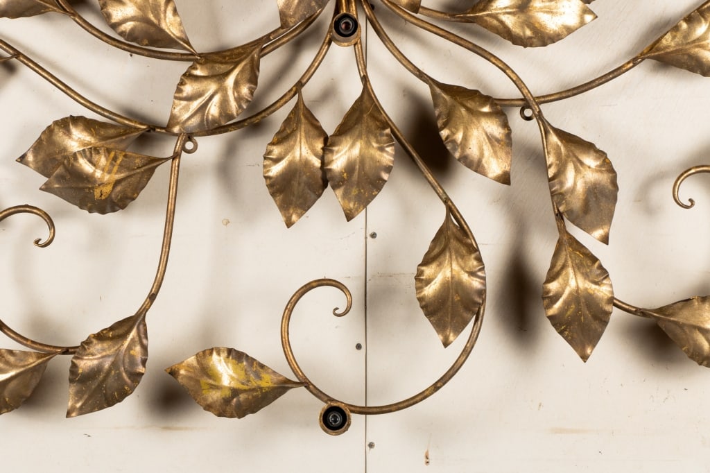 LARGE ITALIAN TOLE WALL LIGHT FIXTURE - 4