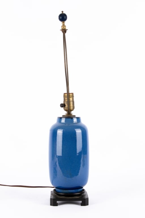 CHINESE BLUE PORCELAIN VASE MOUNT AS LAMP - 3