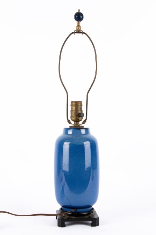 CHINESE BLUE PORCELAIN VASE MOUNT AS LAMP - 4