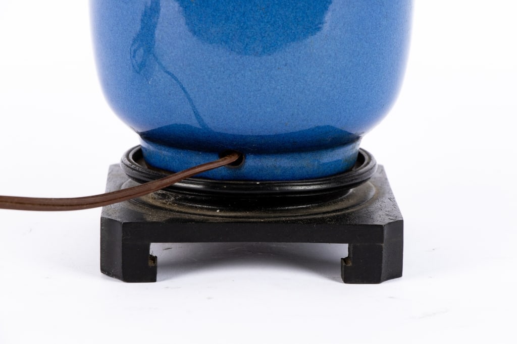 CHINESE BLUE PORCELAIN VASE MOUNT AS LAMP - 6