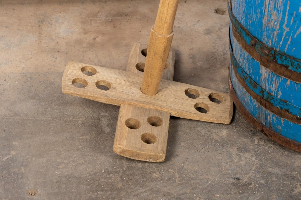 VINTAGE WOODEN BUTTER CHURN - 5