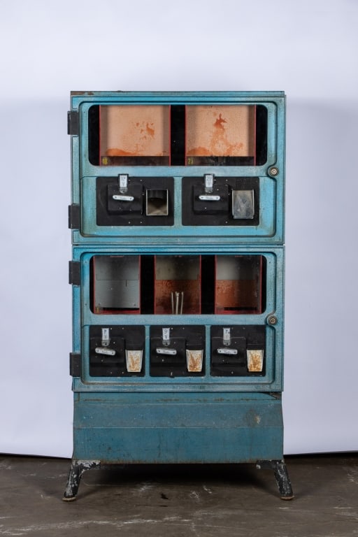 VINTAGE SELECTORAMA FIVE VICTOR VENDING MACHINE - 2
