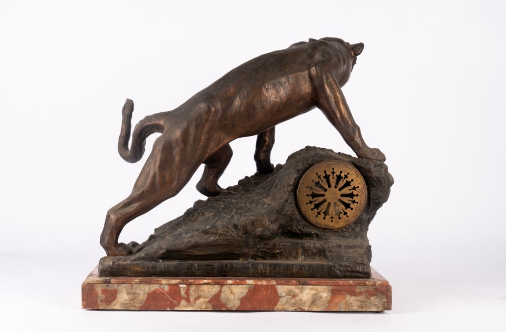 A L'ATTAQUE CAST METAL CLOCK - 7