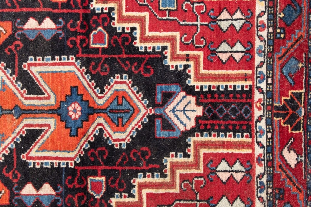VINTAGE PERSIAN BAKHTIARI RUG - 5