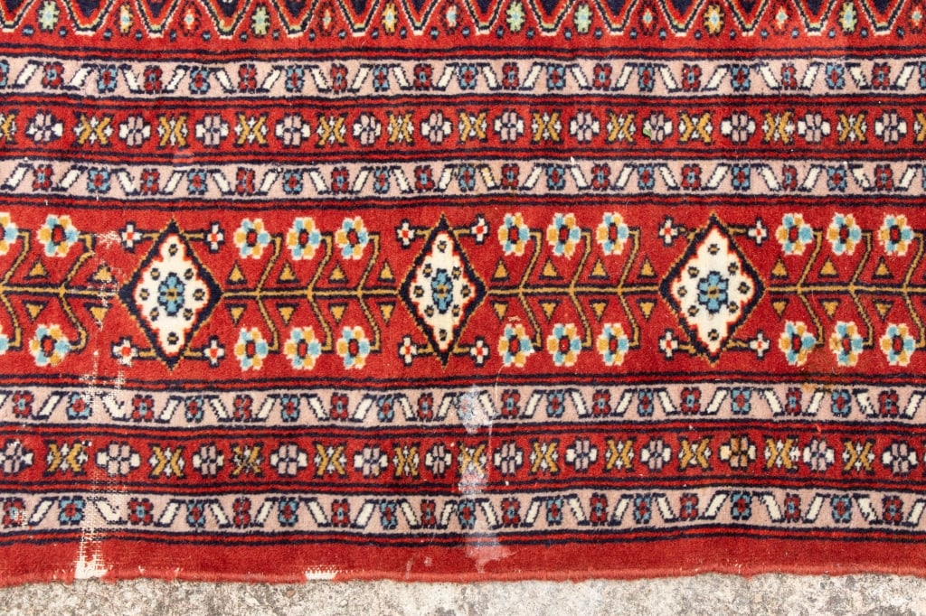 PERSIAN HAND-KNOTTED WOOL RUG - 3