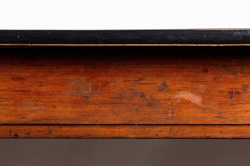 MID CENTURY DINING TABLE - 7
