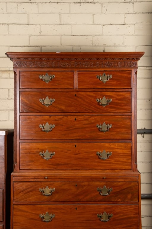 20TH C. GEORGIAN STYLE CHEST ON CHEST TALLBOY DRESSER - 2
