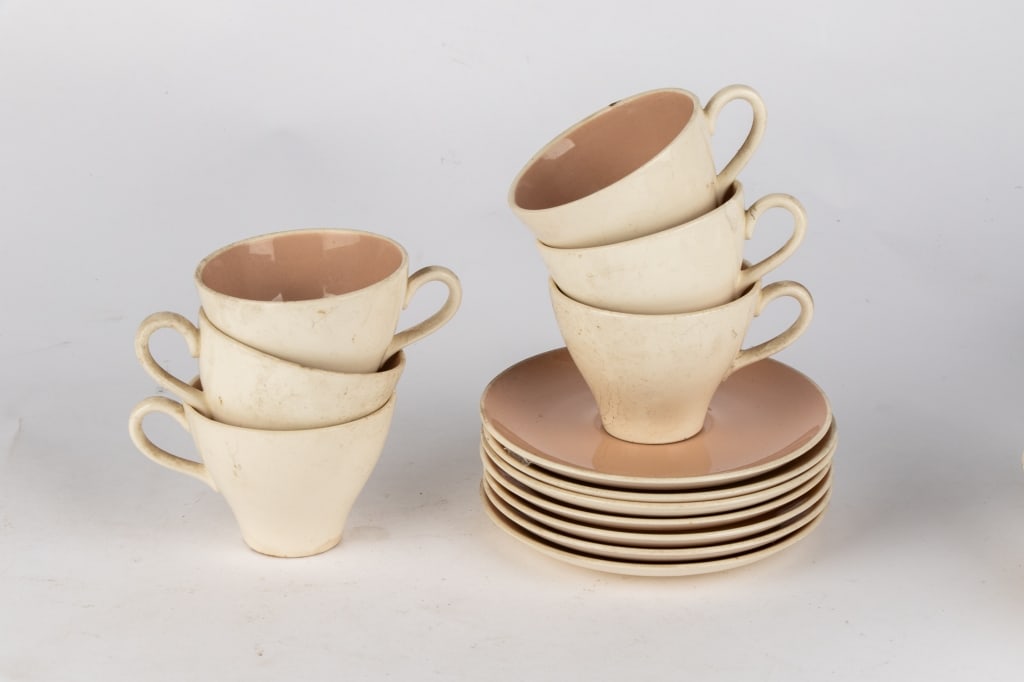 HARKERWARE 32-PIECE DINNERWARE SET - 4