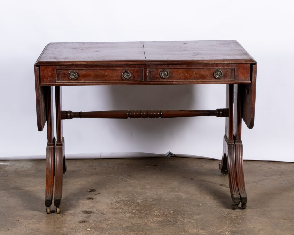 19TH C. HEPPLEWHITE STYLE WALNUT DROP LEAF TABLE - 2
