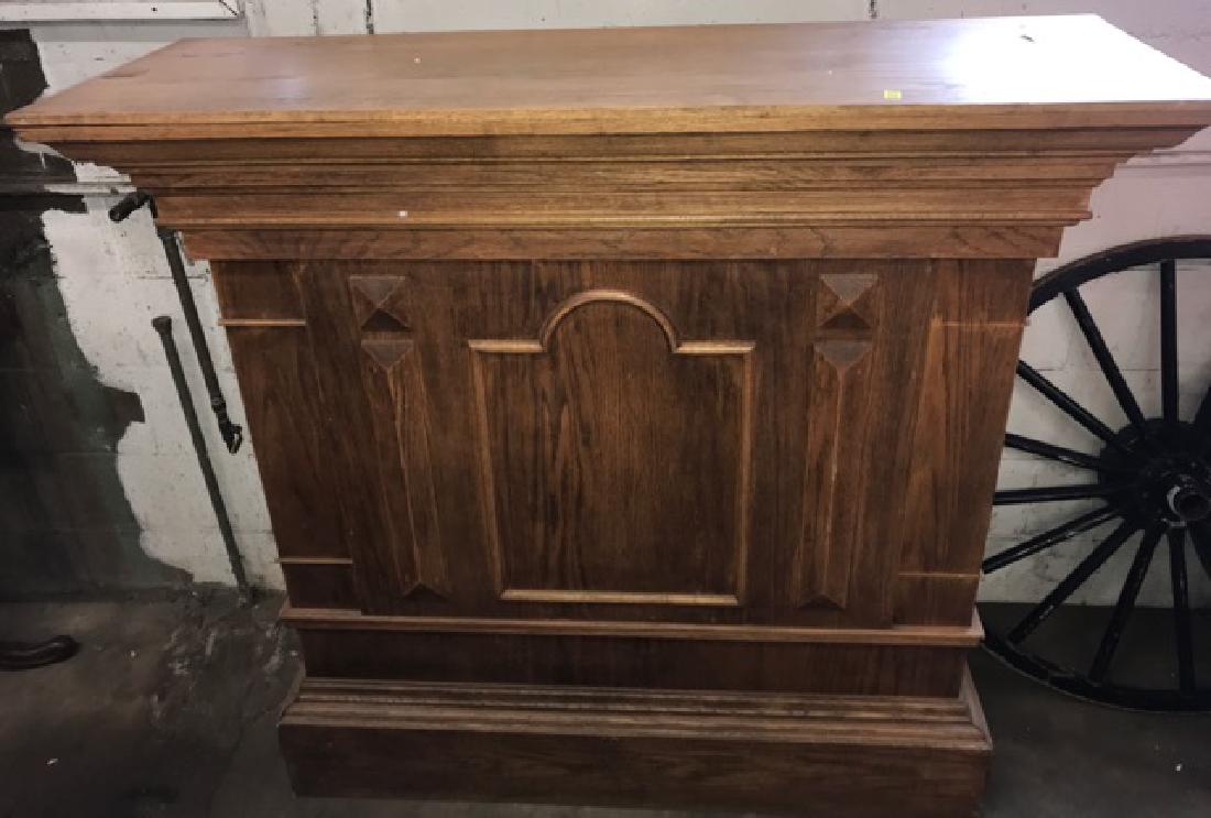 Rare xlg. American Gothic double sided pedestal: Rare xlg. American Gothic quarter sawn oak double sided pedestal 51"h x 54 1/2"w x 18"d