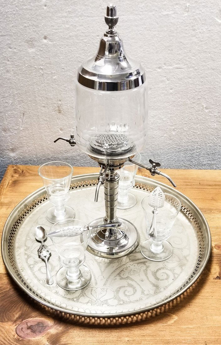 Absinthe decanter with tray & glasses (1 of 8)