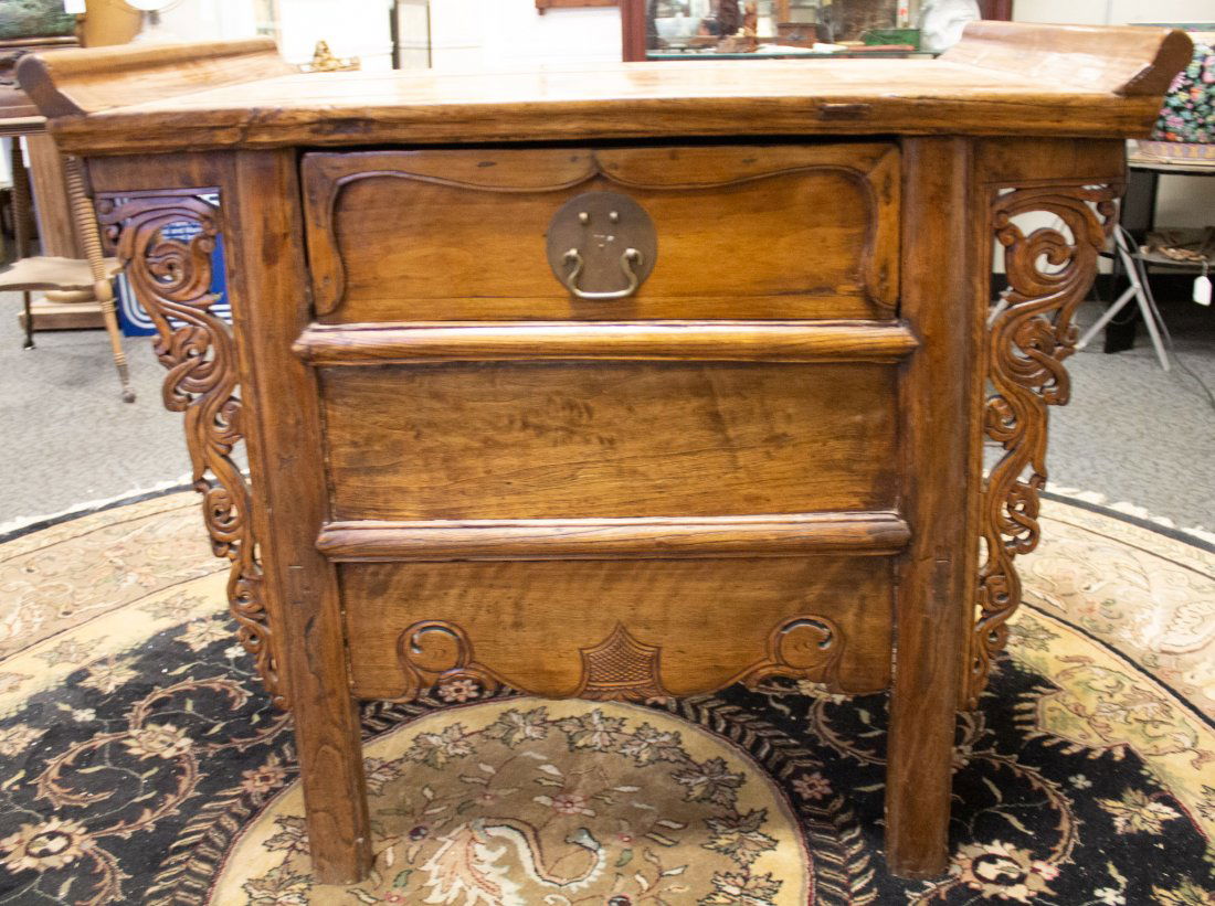 Chinese Exotic Huanghuai winged side drawer table (1 of 5)