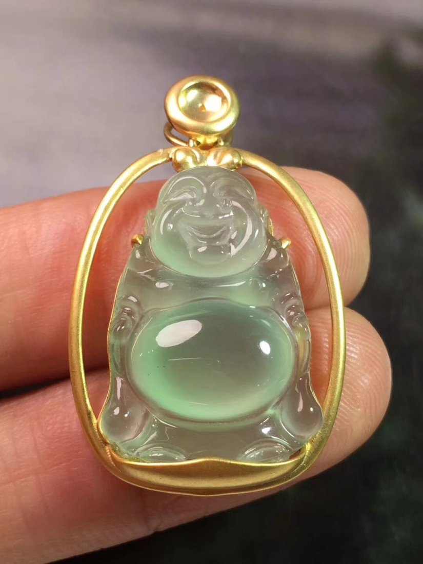 Icy Emerald Green Jadeite Jade Pendant Buddha Grade A (1 of 9)
