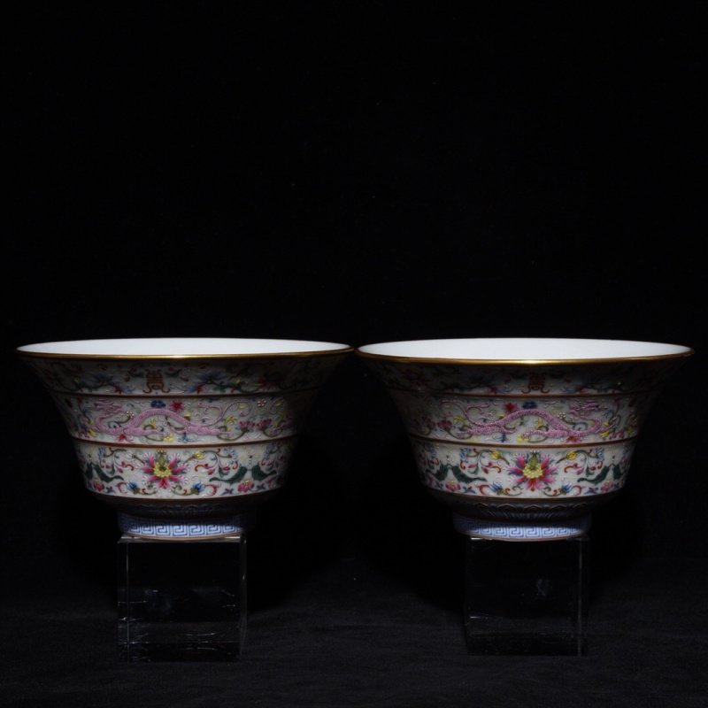 a pair Chinese antique collectors porcelain bowl (1 of 9)