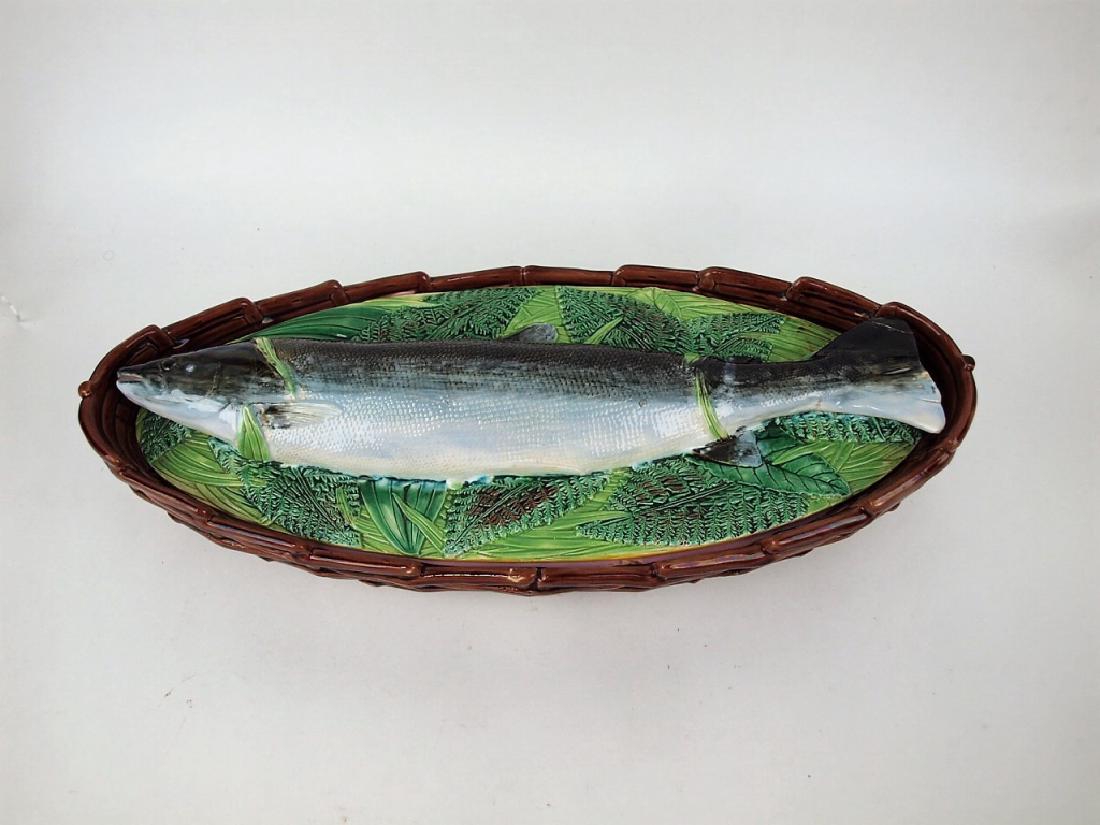 Feorge Jones Majolica tureen with large mackeral atop (1 of 2)