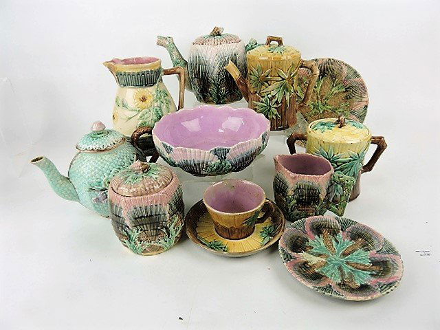 Etruscan Majolica lot of 11 pieces including shell (1 of 1)