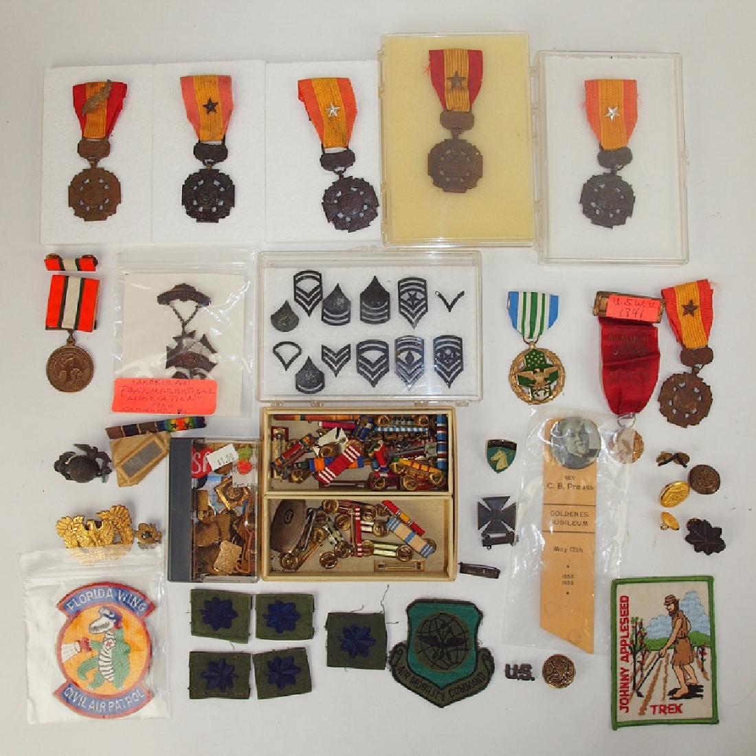 Lot of Military medals & insignia, patches, & more: Lot of Military medals & insignia, patches, & more