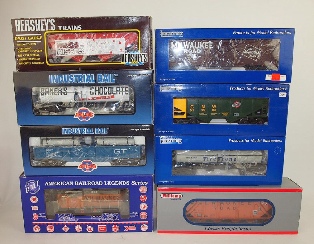 Lot of 8 assorted train cars (1 of 1)
