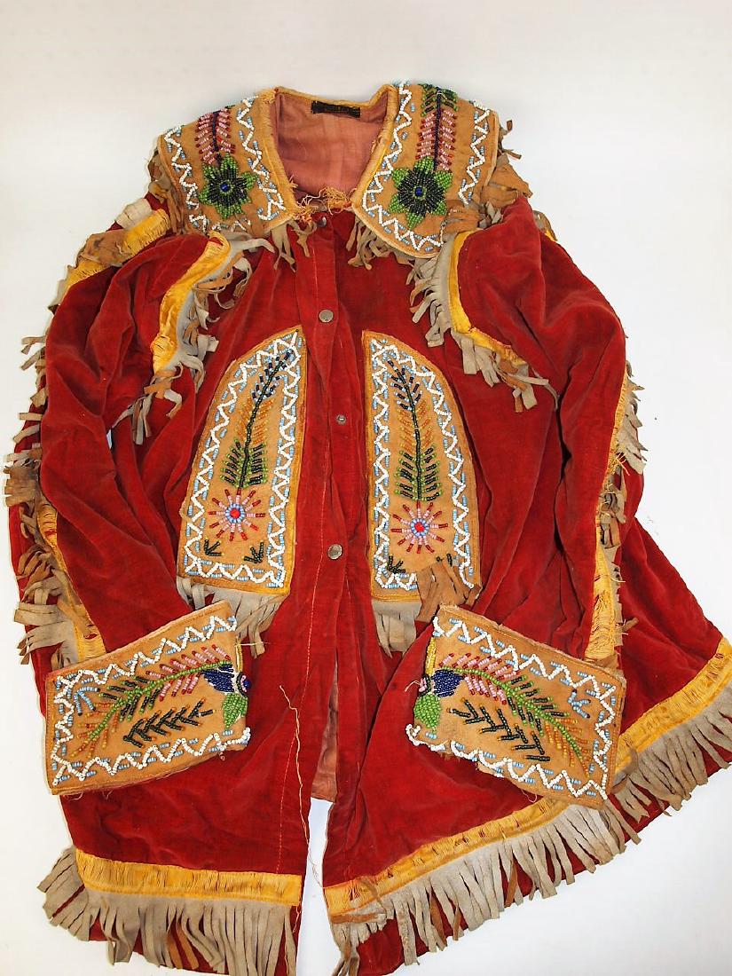 Plains American Indian mens beaded deer skin and fabric (1 of 4)