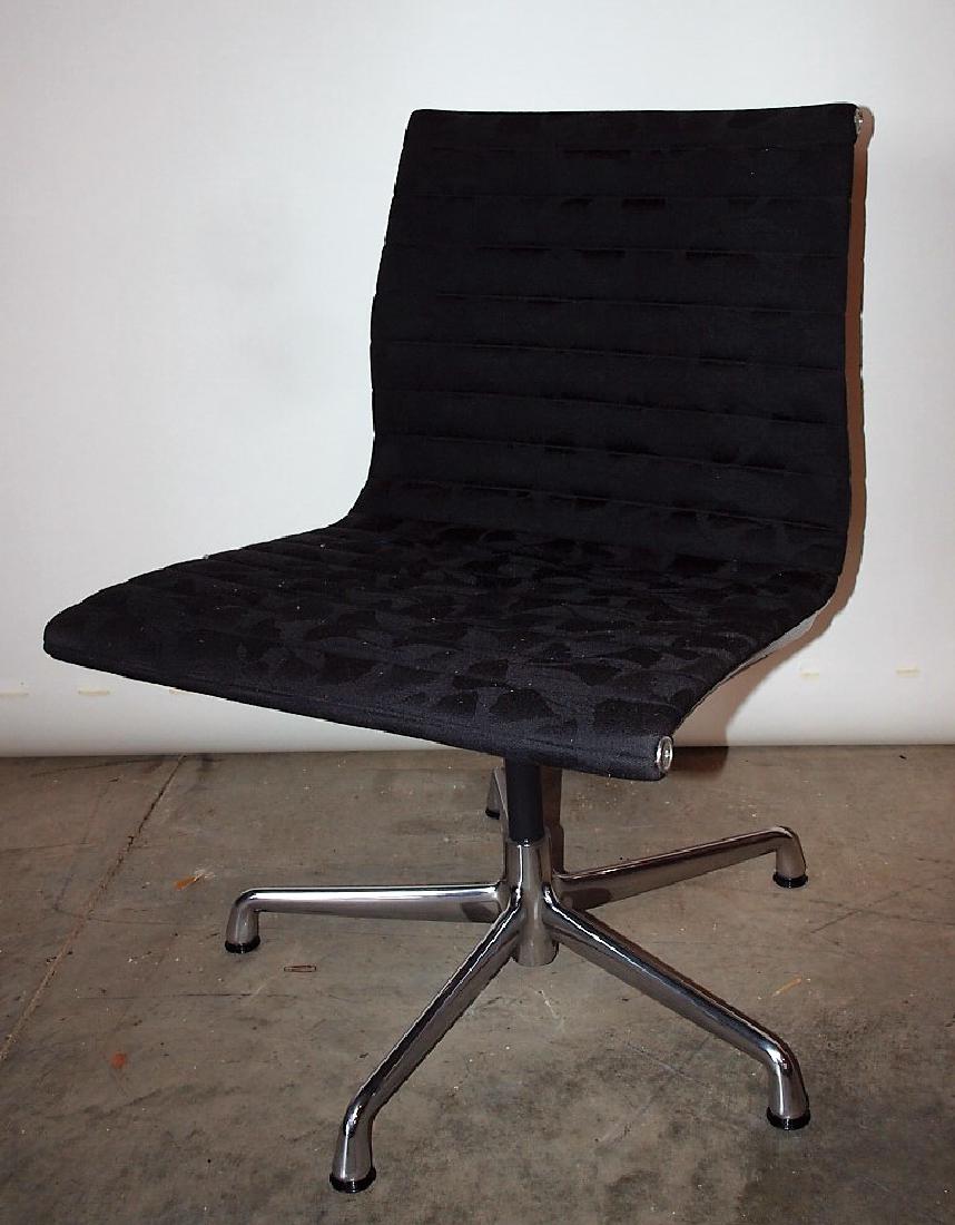 Charles Eames for Herman Miller chrome swivel chair: Charles Eames for Herman Miller chrome swivel chair