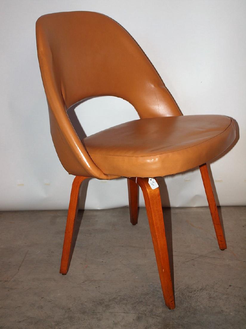Knoll Saarinen mid century modern executive side chair,: Knoll Saarinen mid century modern executive side chair, mink leather, label on under side