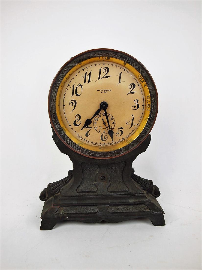 New Haven metal dresser clock, 10": New Haven metal dresser clock, 10"