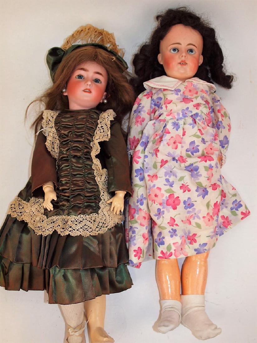 Lot of 2 bisque head dolls: Simon & Halbig, crack to (1 of 1)