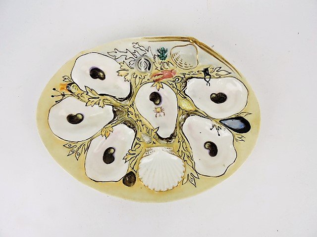 Union Porcelain Works large shell shape 6 well (1 of 1)