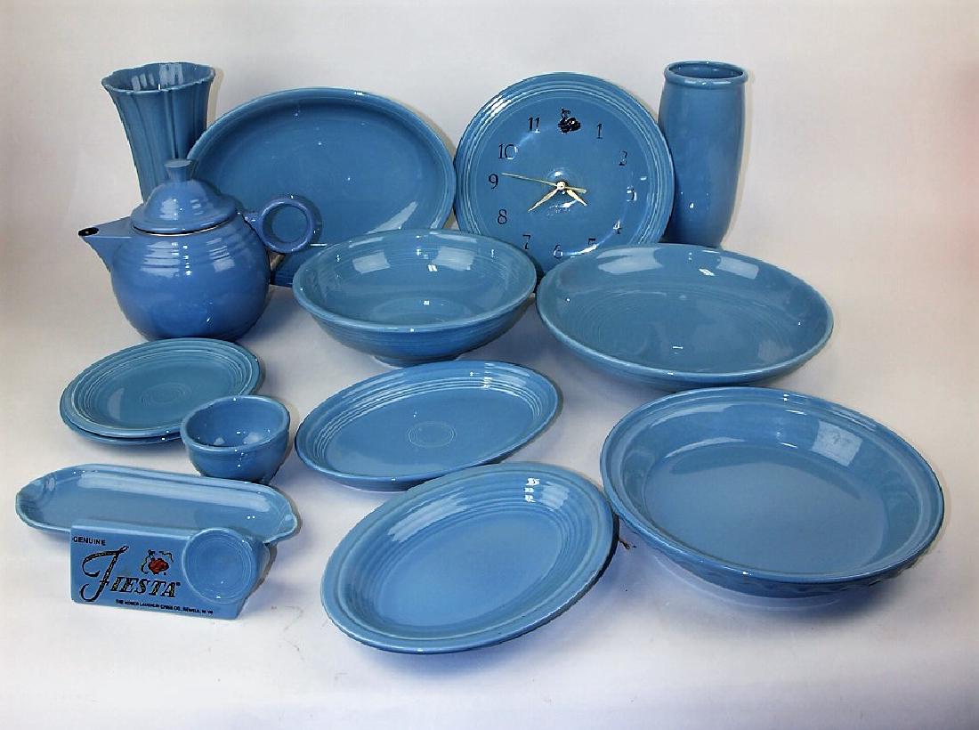 Fiesta Post 86 periwinkle group of 15 assorted pieces (1 of 1)