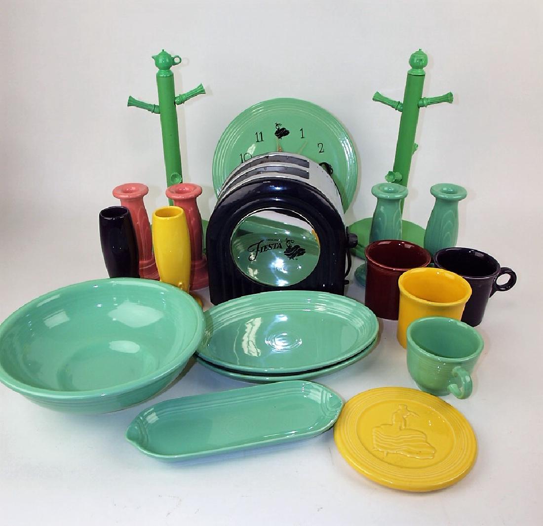Fiesta Post 86 lot of 19 assorted pieces in various (1 of 1)