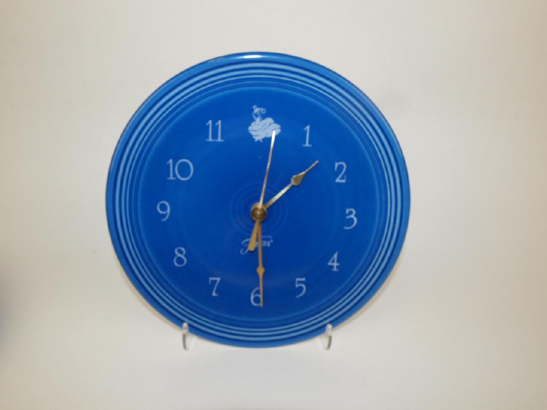Fiesta Post 86 sapphire plate clock (1 of 1)