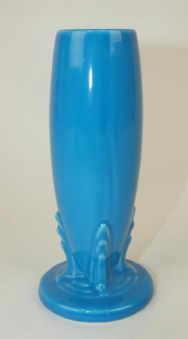 Fiesta bud vase, Post 86, periwinkle (1 of 1)