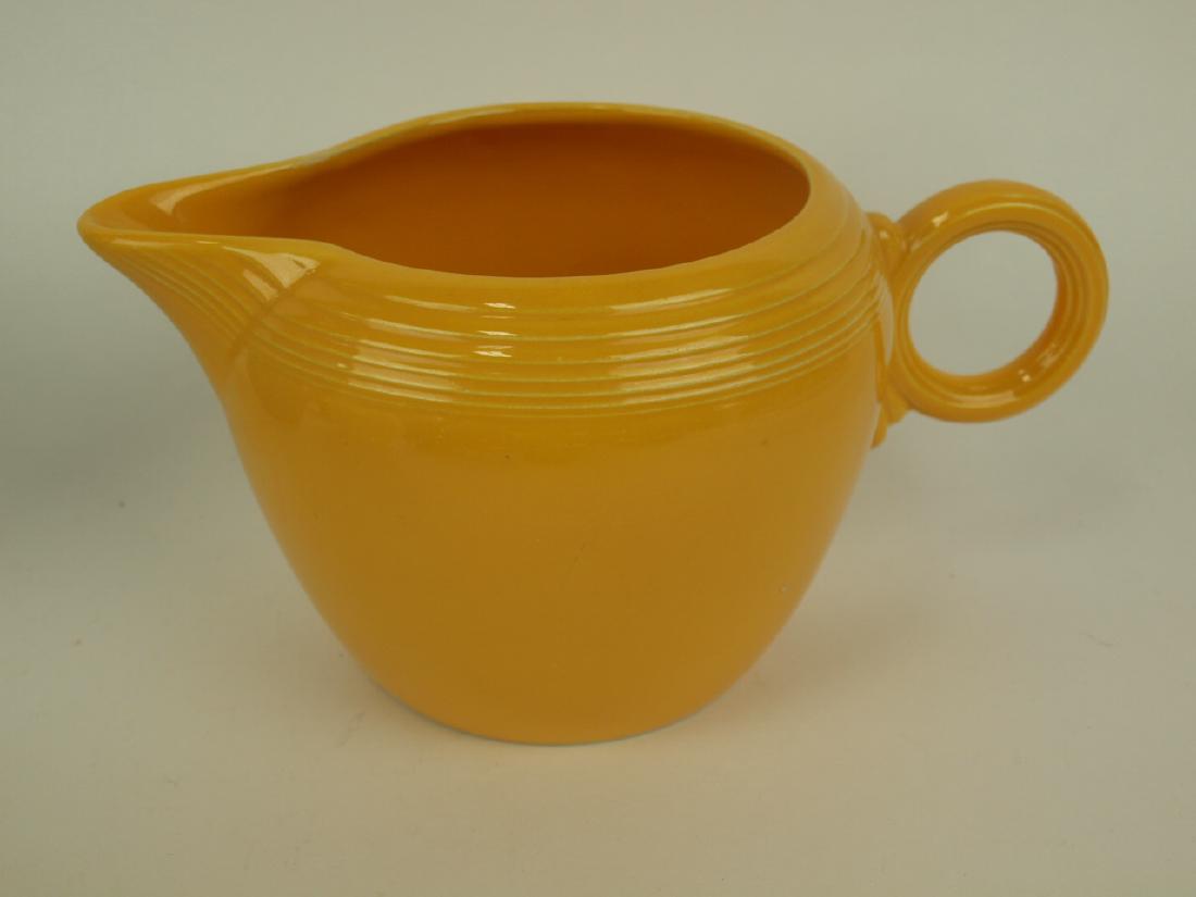 Fiesta two pint jug, yellow (1 of 1)