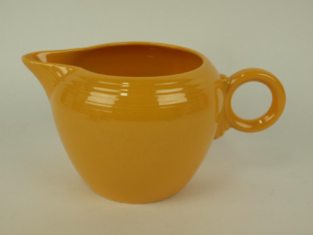Fiesta two pint jug, yellow (1 of 1)