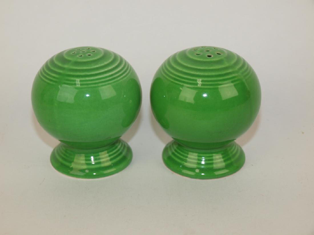 Fiesta salt & pepper, pair, medium green (1 of 1)